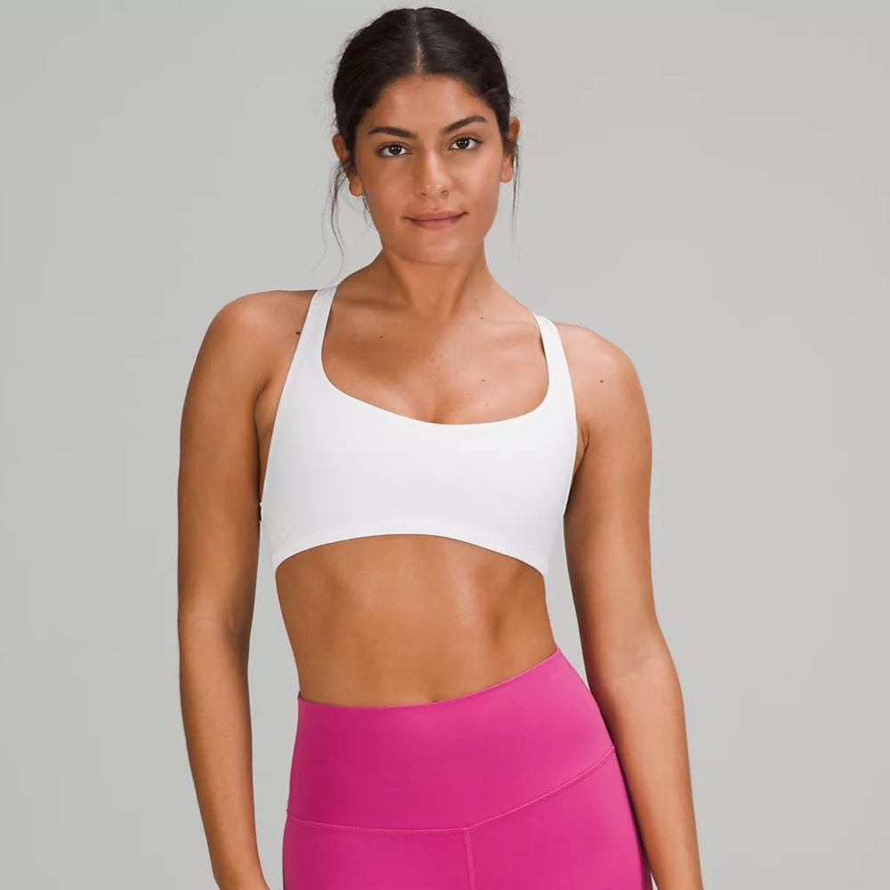 Lululemon Free to be Bra in Light pink
